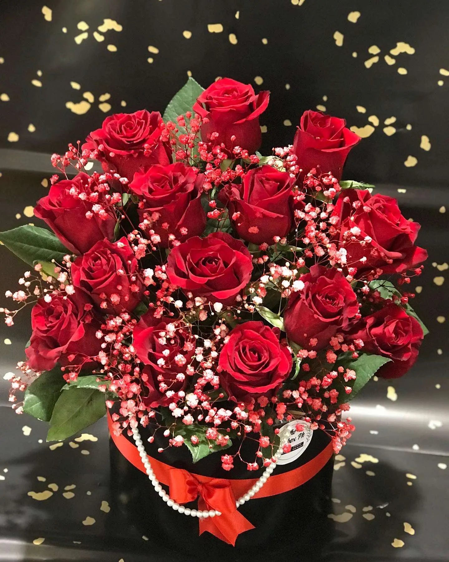 Scarlet Luxe – Red Rose Flower Box
