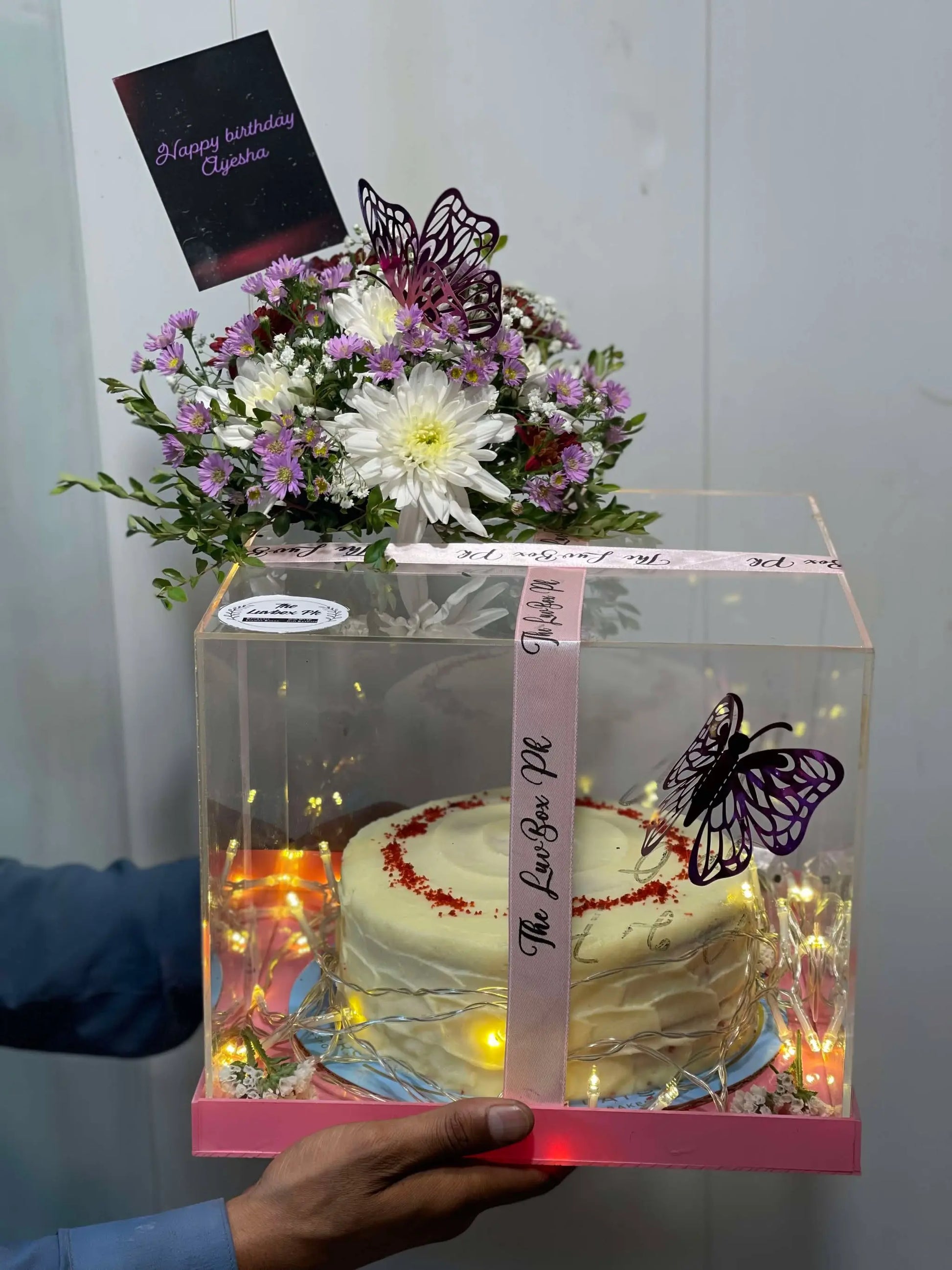 Acrylic Elegance – Floral & Cake Fusion