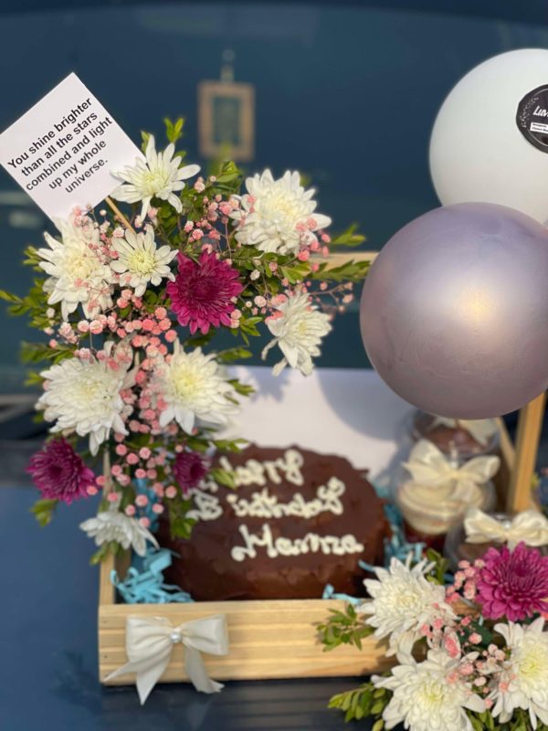 Floral Bliss Tray – Wooden Tray with Cake & Flowers