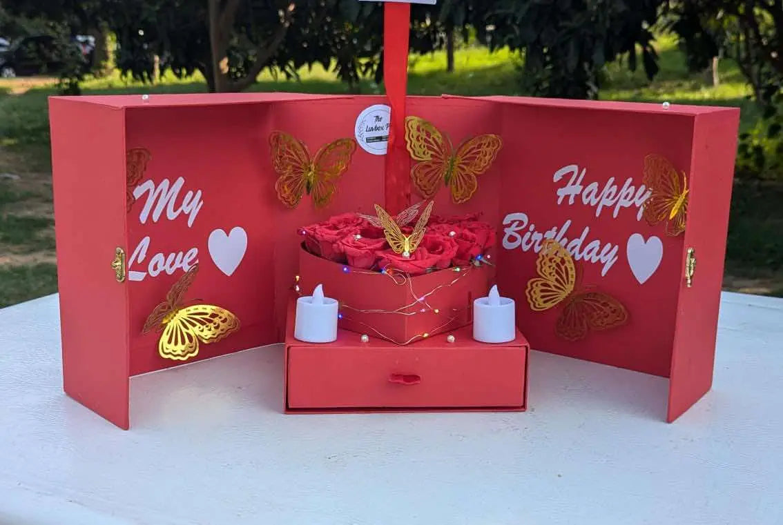 Blossom Bites – Premium Flower & Chocolate Gift Box