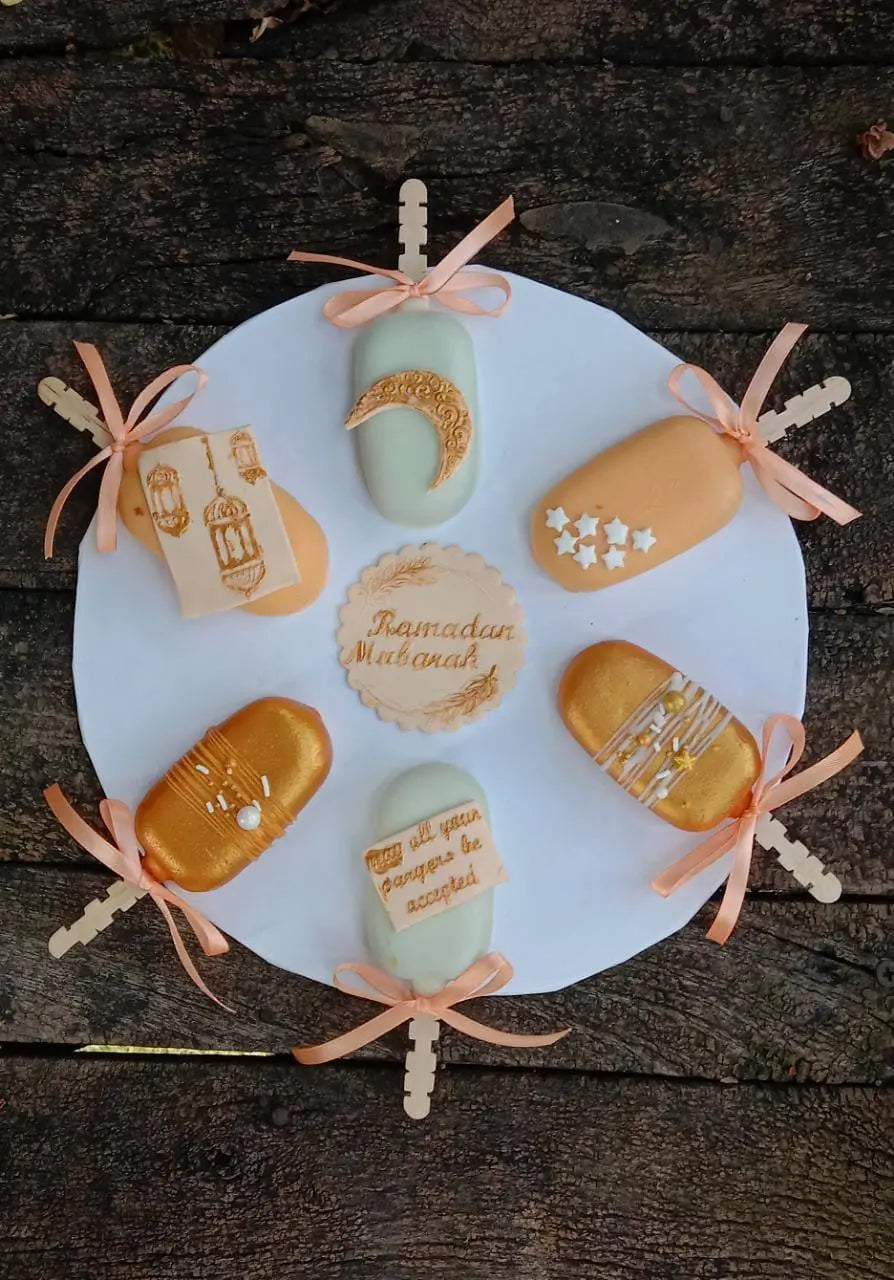 6 cake sicles tray for Eid, Hajj, and Father’s Day – Islamabad exclusive by The LuvBox PK