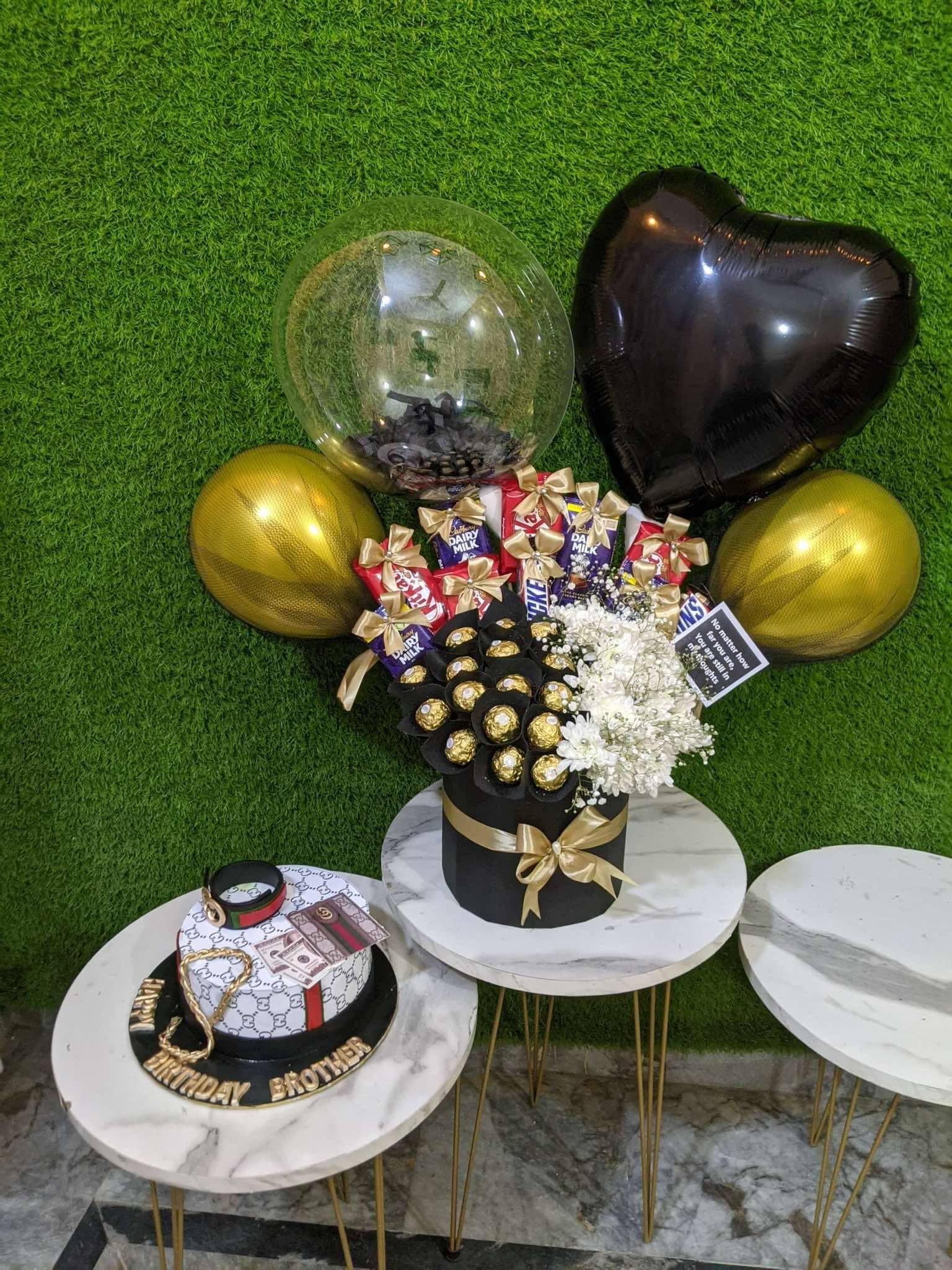King's Ultimate Luxury Balloon Box β Premium Chocolates, Flowers & Cake for Him