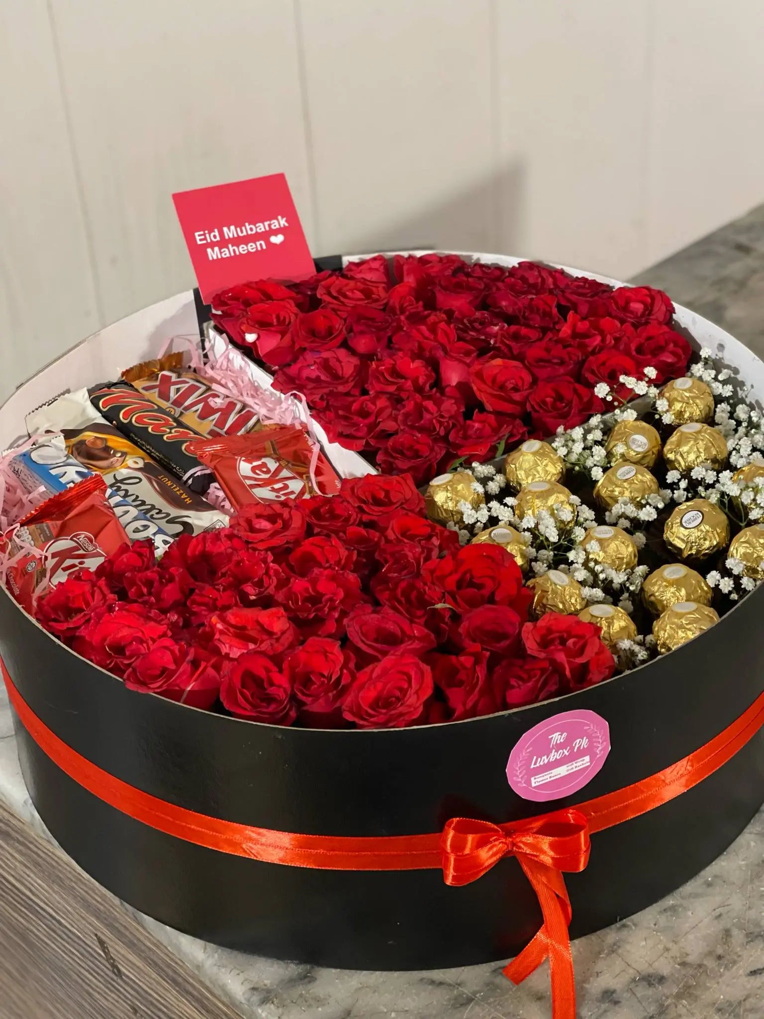 Rosy Bites – Chocolate & Rose Box for Eid