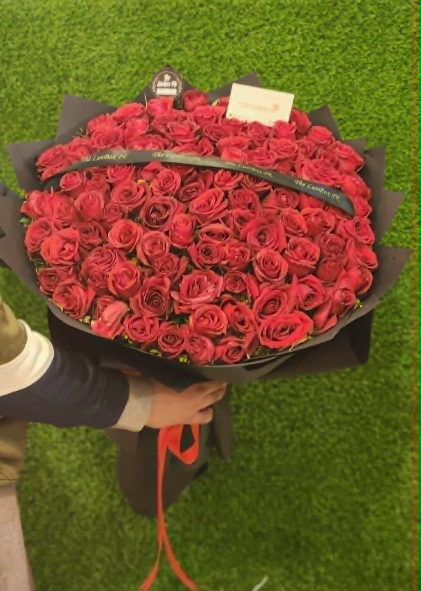 A Grade 100 Premium Rose Bouquet
