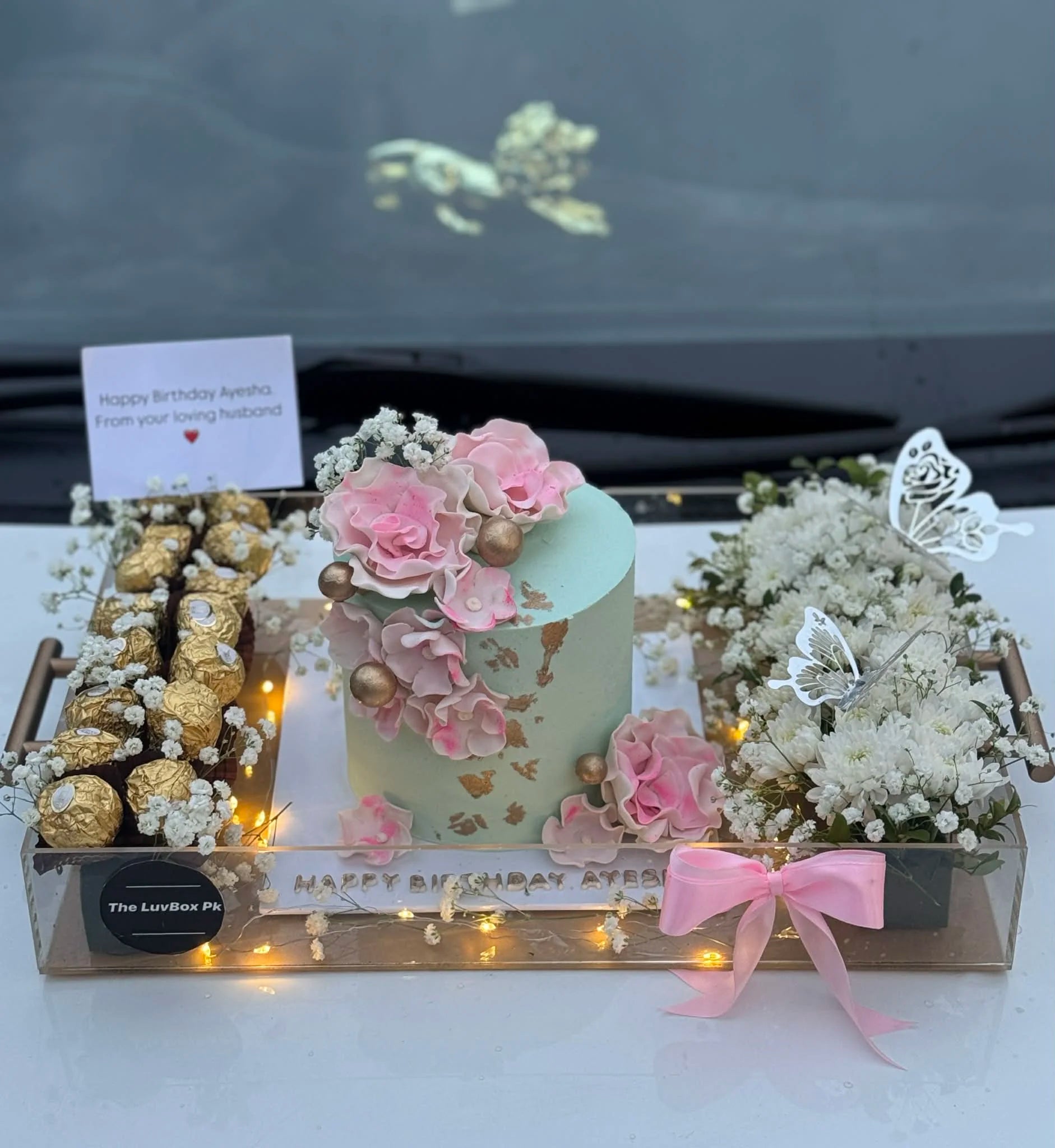 mothers-day-cake-3lbs-green-chrysanthemum-ferrero-acrylic-tray-islamabad-jpg
