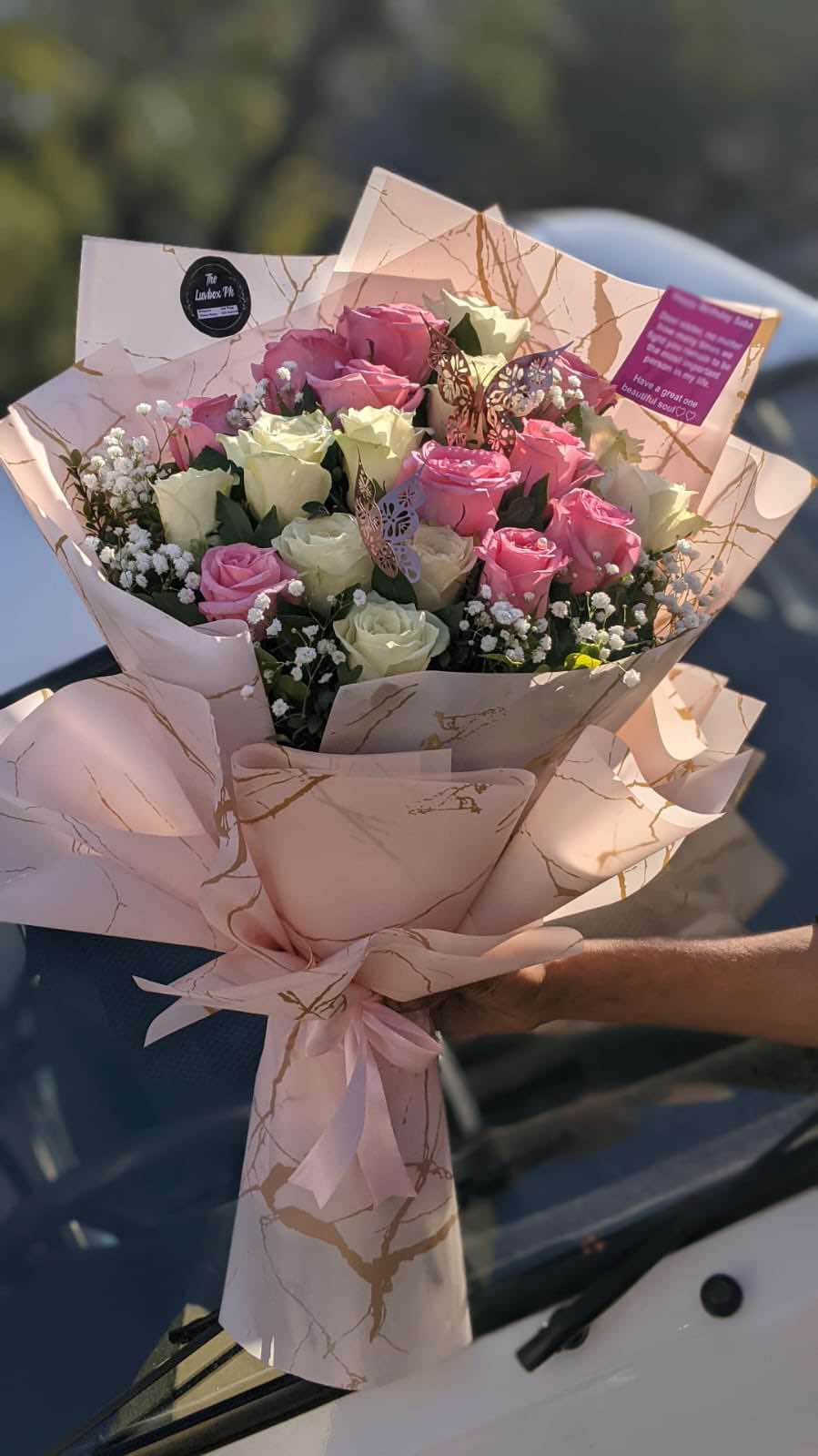 Blush Bloom – Luxury Pink & White Imported Rose Bouquet