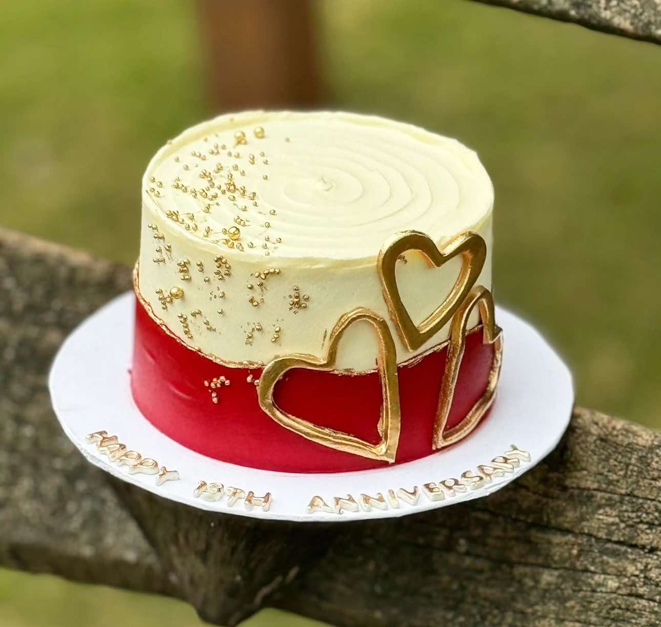Fondant Love Hearts Cake – Red & White Anniversary Cake