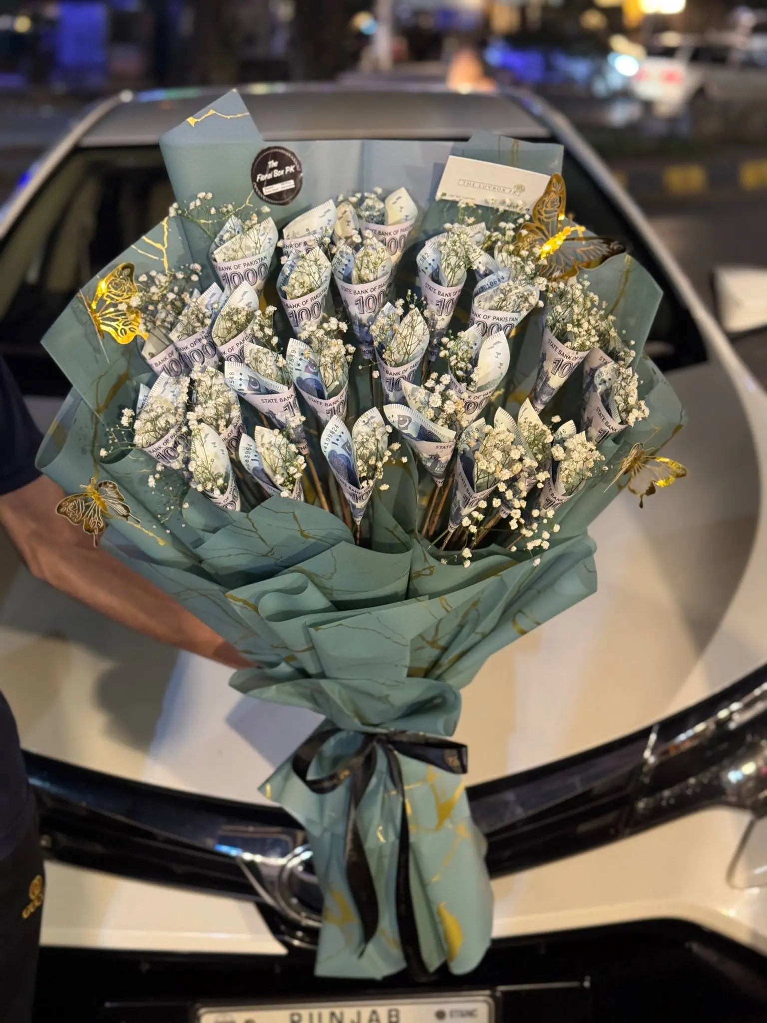 Eid Money Bouquet with PKR 20,000 Cash | Gift Shop in Islamabad
