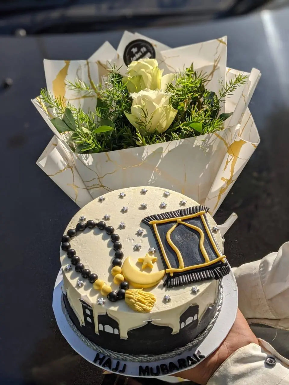Faith & Flowers – Hajj, Ramadan or Eid Mubarak Cake with Mini Bouquet