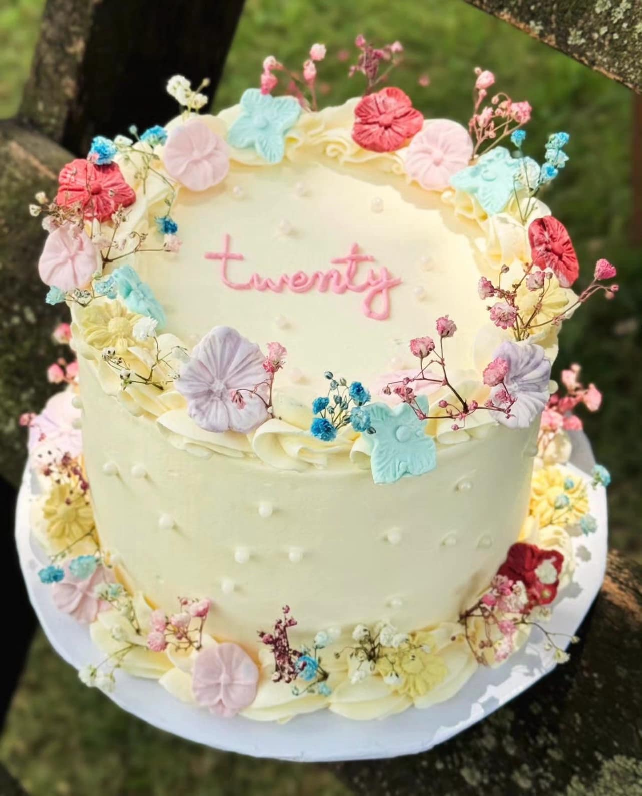 Creamy Velvet Customized Cake – Best Birthday Cake for Girls