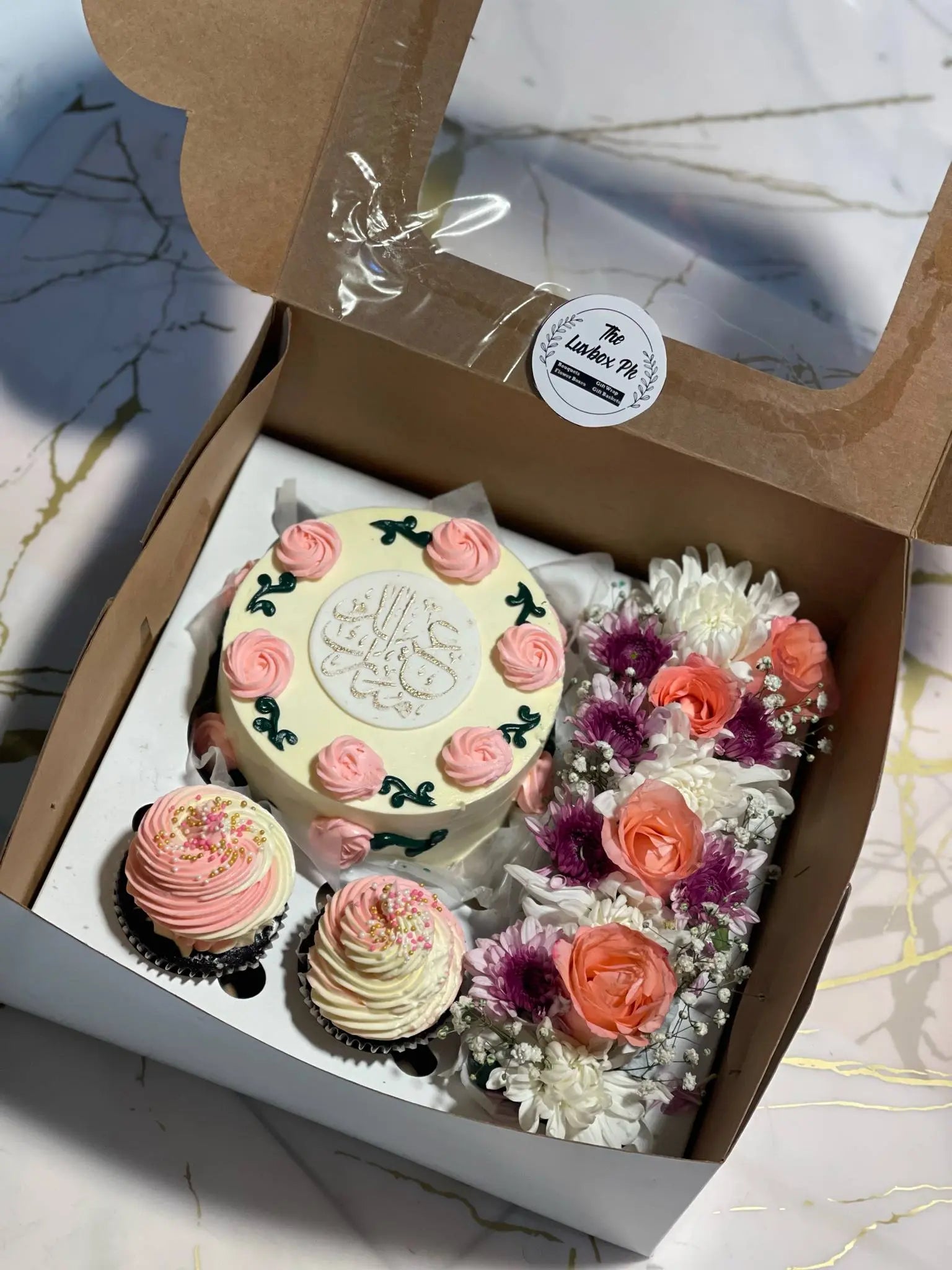 Sweet Boxed Love – Eid Cake & Cupcake Floral Platter