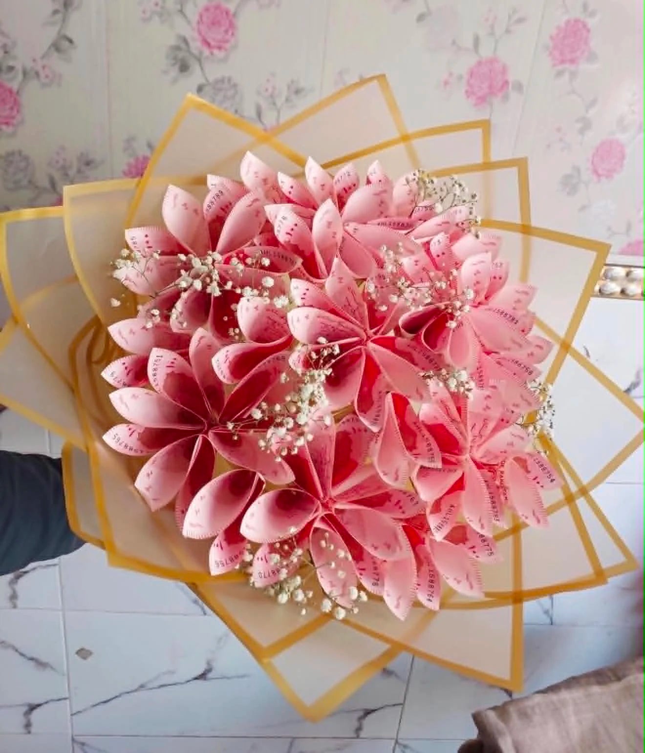 5,000 PKR money bouquet made with 100 rupee notes and fresh flowers for birthdays, weddings, congratulations, and gift delivery in Pakistan.