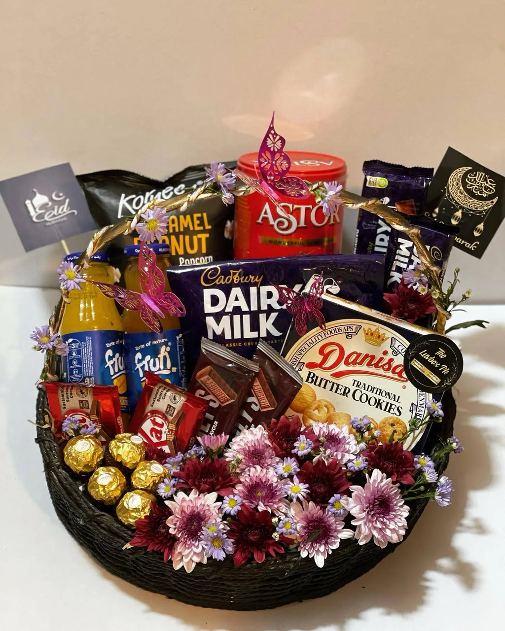 ChocoSnack Delight – Eid Mubarak Basket