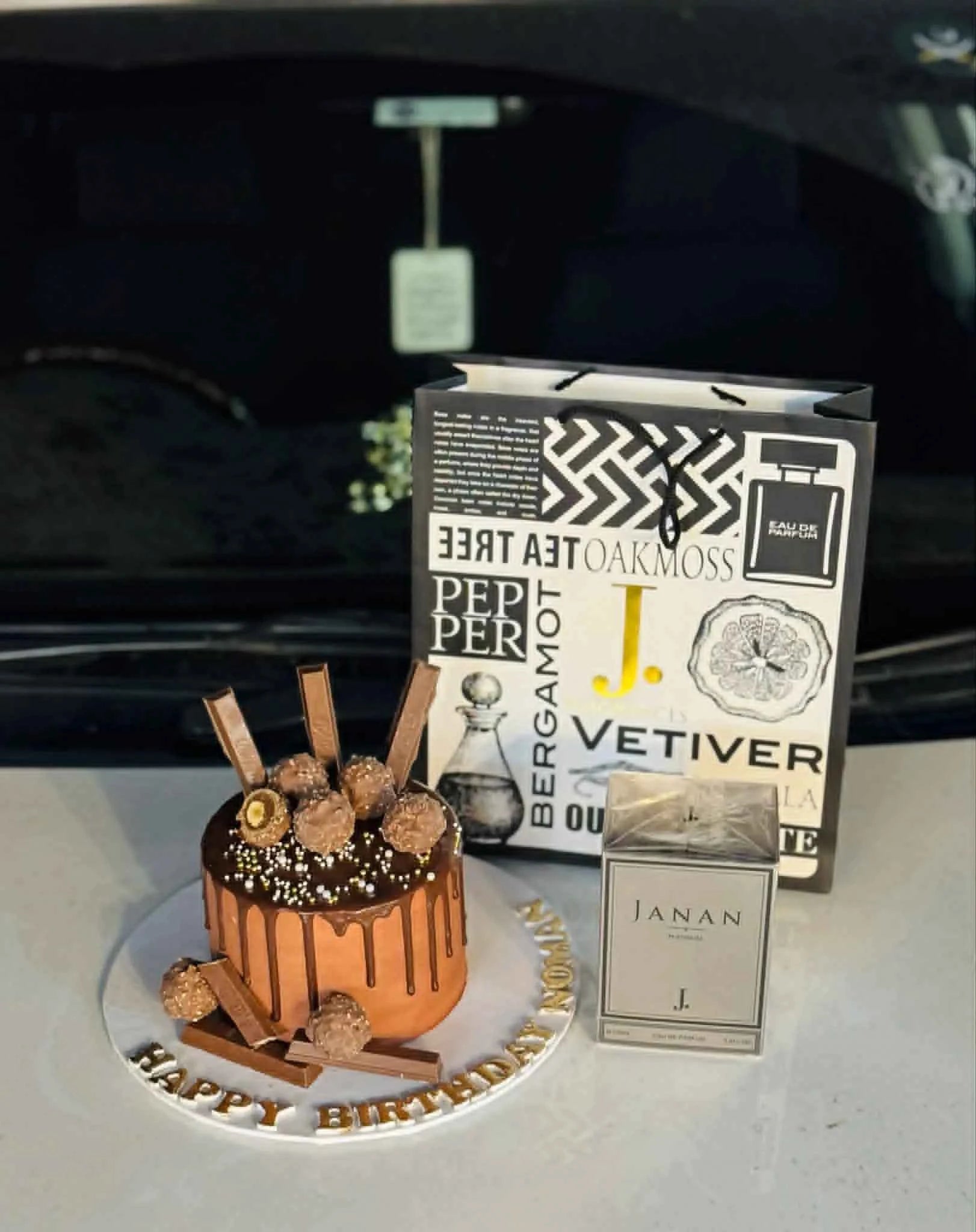 Royal Dad Combo – Father’s Day 2 lbs Chocolate Cake with J. Perfume Gift Set