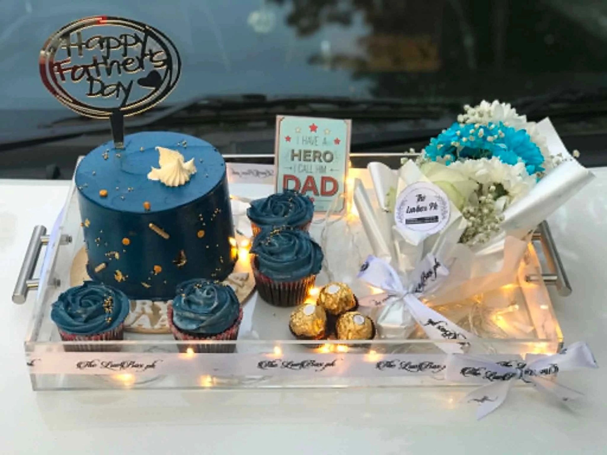 Father’s Day Royal Acrylic Tray – Blue Cake, Cupcakes, Ferrero & Flowers