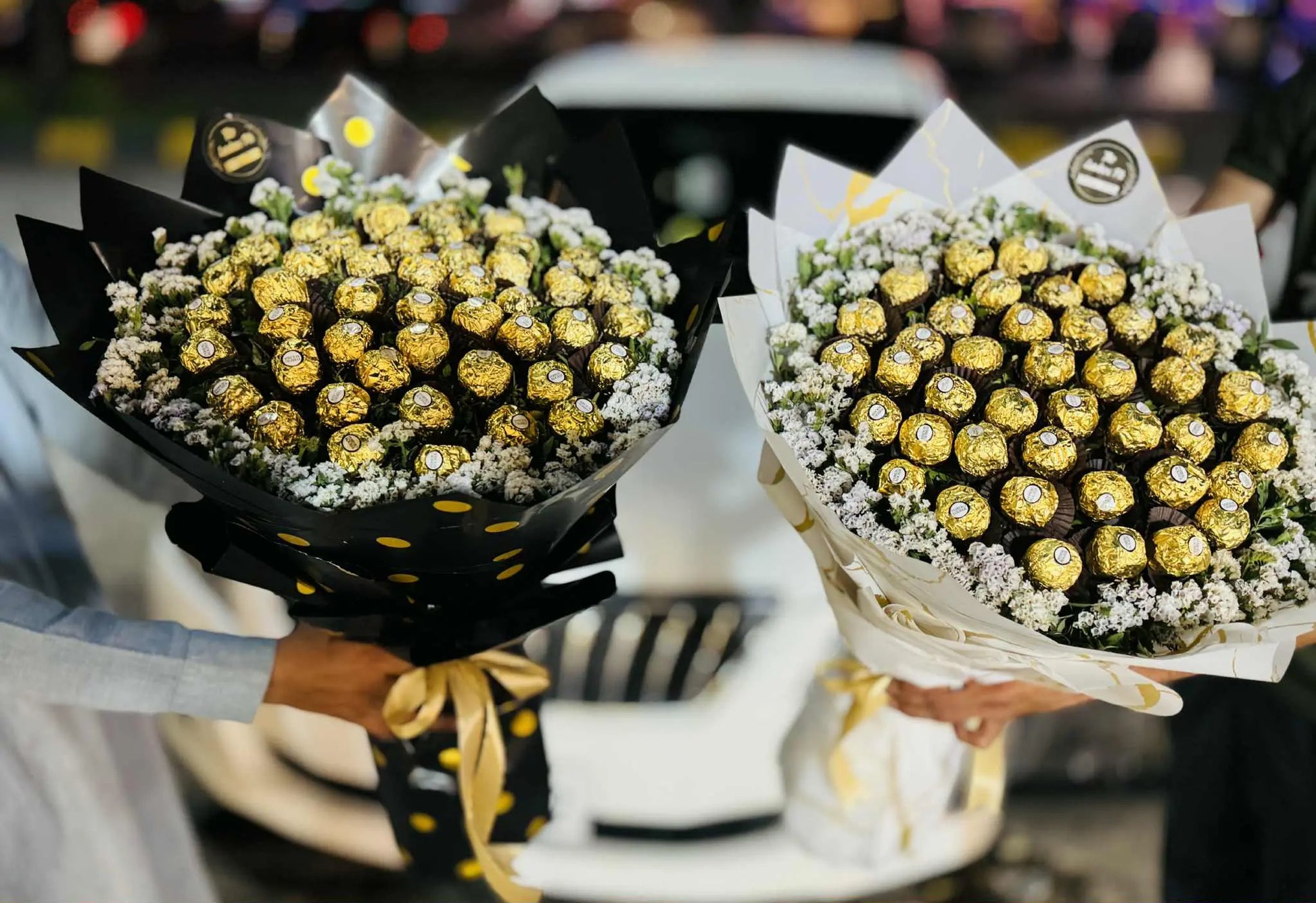 Luxury oversized Ferrero Rocher bouquets – perfect wedding and engagement gift, golden chocolate bouquet Islamabad.