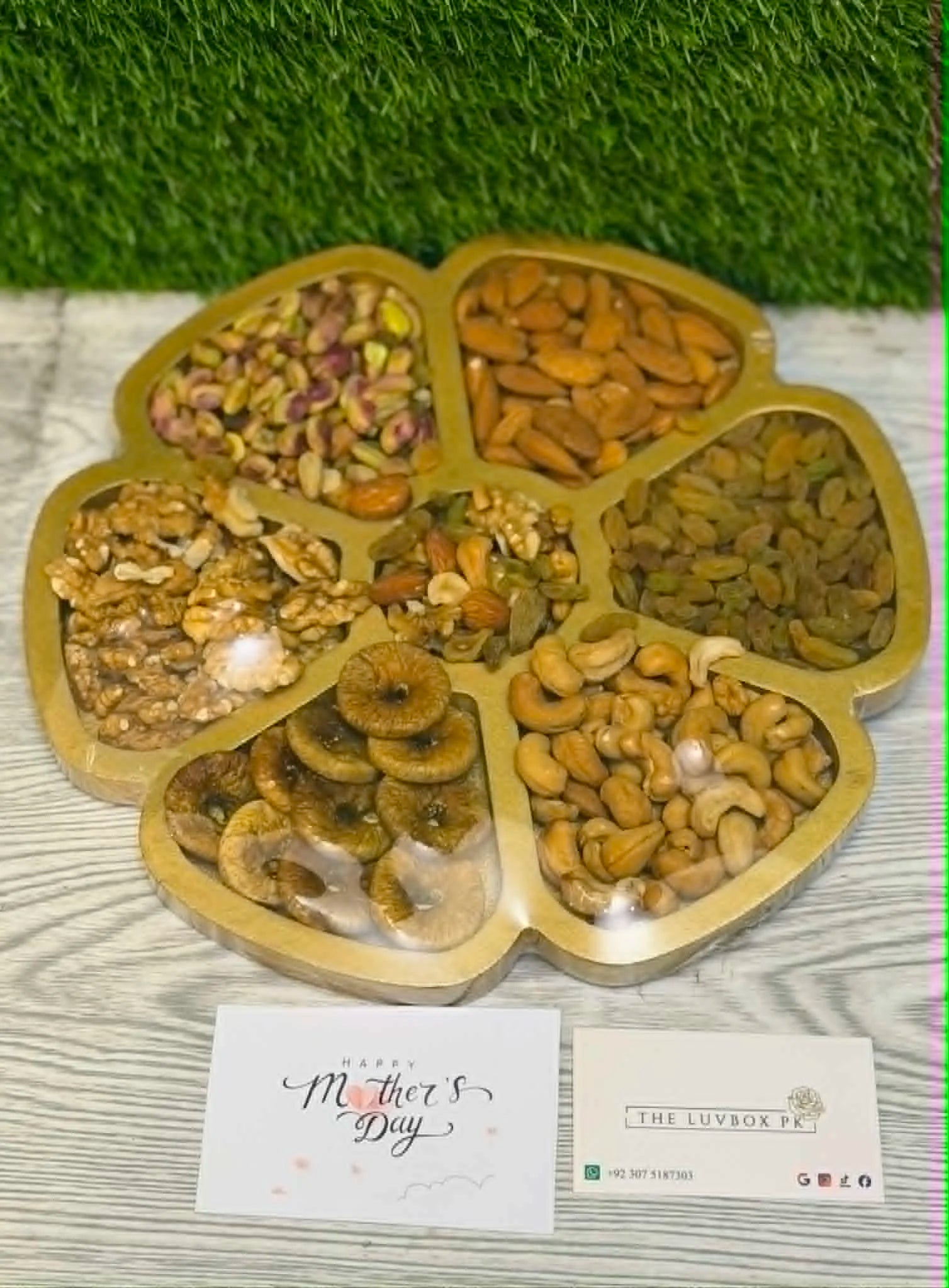 Mother’s Day golden tray with mixed dry fruits premium gift delivery all over Pakistan