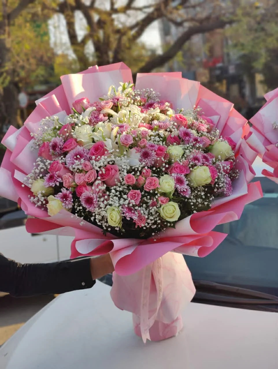 Oversized luxury Mother’s Day bouquet with pink and white flowers.